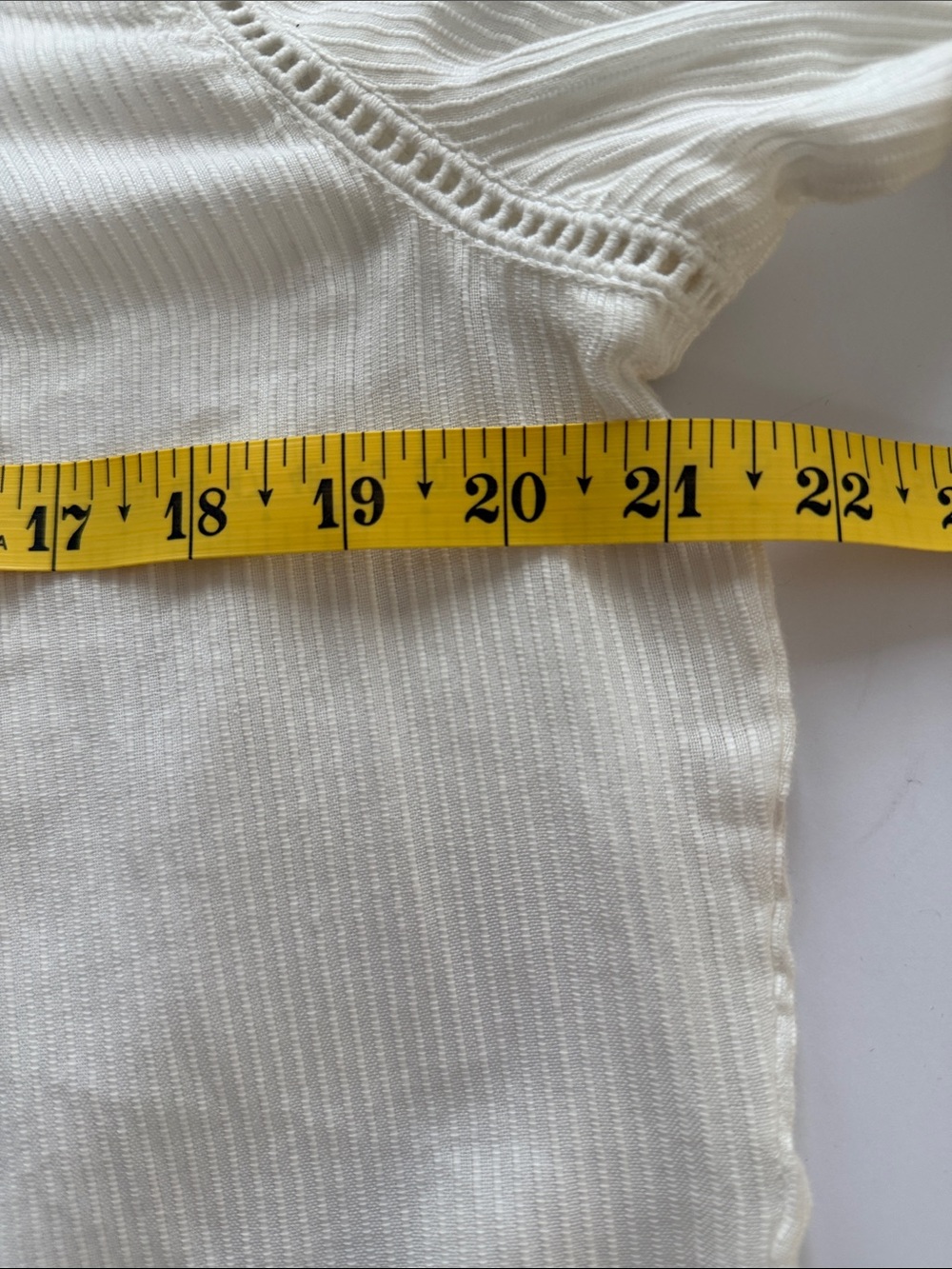Quince White Cotton Ruffle Neck Swiss Dot Pintuck Victorian Cottage Top Large - Picture 7 of 8